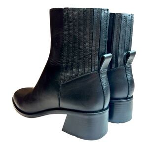 DV Dolce Vita Women's Delilah Block Heel Ankle Bootie 8.5 New